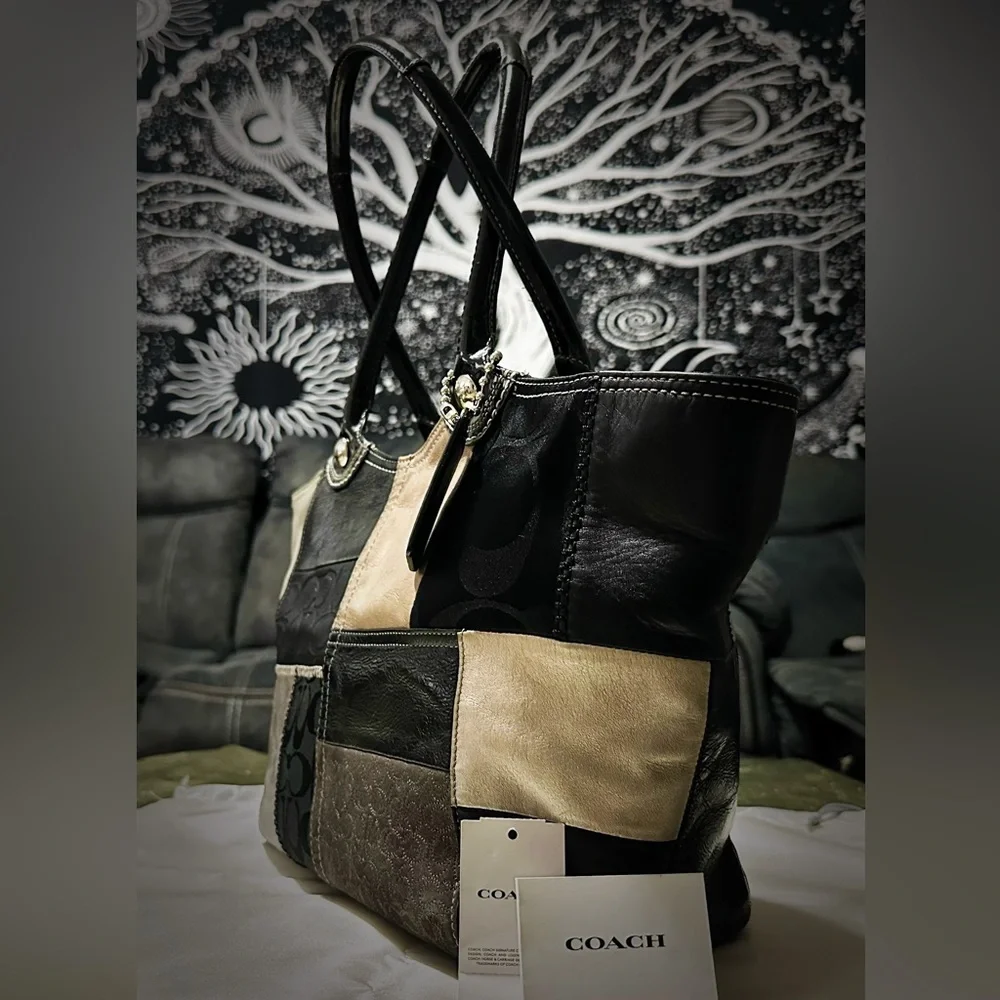Rare Vintage Y2K style Coach Tote bag Black and Cream Patchwork shoulder bag - Picture 17 of 17